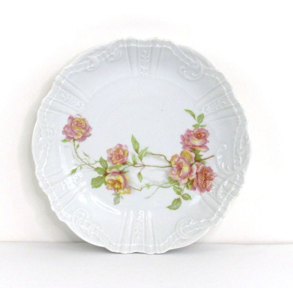 Vtg. Haviland Limoges Daphnée 8" Salad Plate Scalloped Edge Pink Yellow Roses
